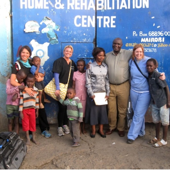 Let's Be Posh Friends !! - Picture 4 of 4